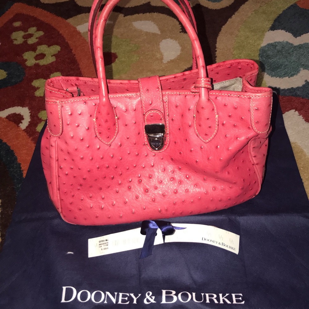 Dooney & Bourke Hand bag